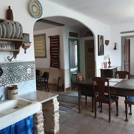 Hébergement de vacances Casa Rousseau, Rustica Con Encanto Y Jardin, A 5 Minutos De Tuy Y Portugal *