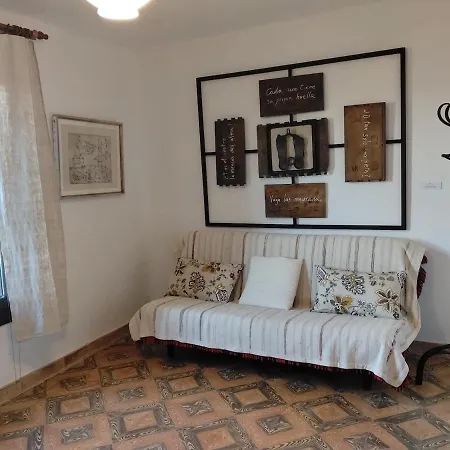 Casa Rousseau, Rustica Con Encanto Y Jardin, A 5 Minutos De Tuy Y Portugal *