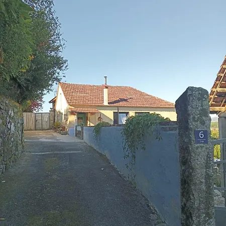Hébergement de vacances Casa Rousseau, Rustica Con Encanto Y Jardin, A 5 Minutos De Tuy Y Portugal *